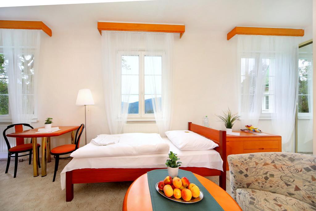 Palace Club Špindlerŭv Mlýn الغرفة الصورة